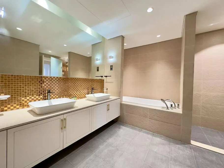 Dar Vacation -Luxury Spacious 2Br In Palm Jumeirah Dubai Apartment